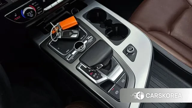 Audi Q7 (4M) id 3385778 из Кореи 19