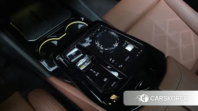 BMW 5 Series (G60) id 3716197 из Кореи 19