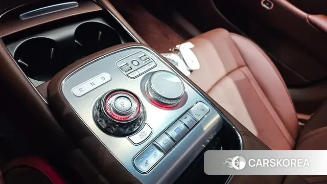 Genesis G90 (RS4) id 3654317 из Кореи 19