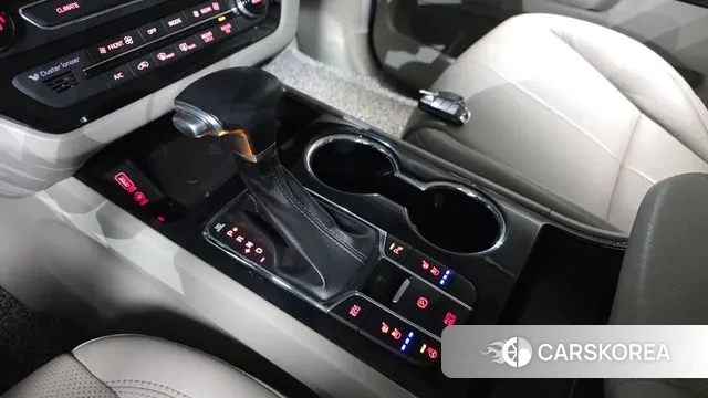 Kia The New Carnival id 3737121 из Кореи 19