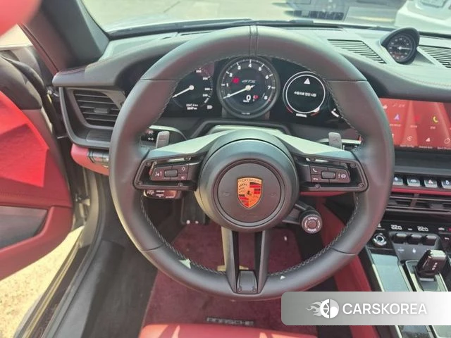 Porsche 911(992) id 4393575 из Кореи 9