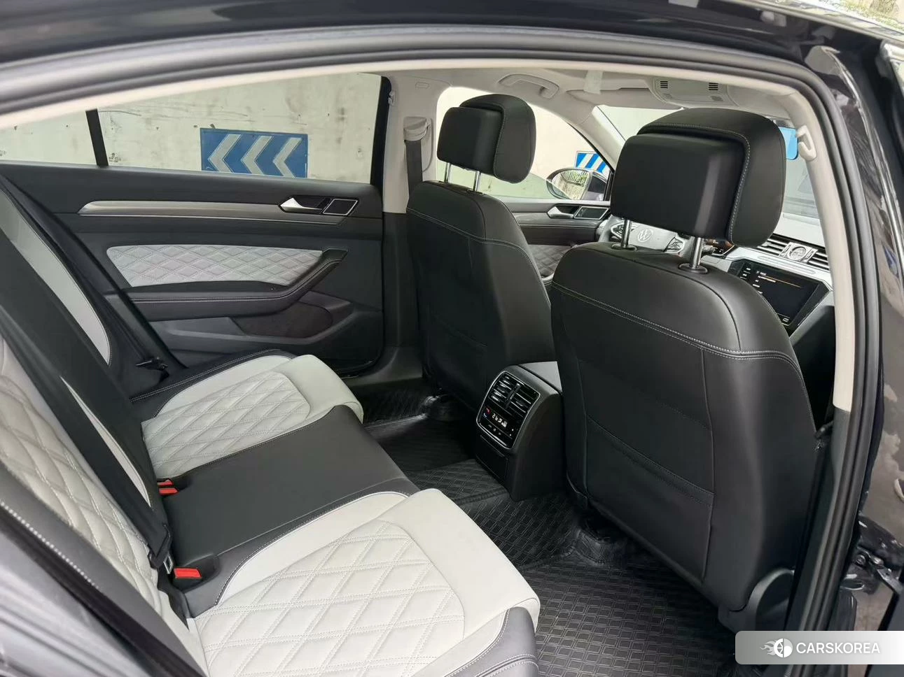 Volkswagen Magotan id 4513775 из Китая 16