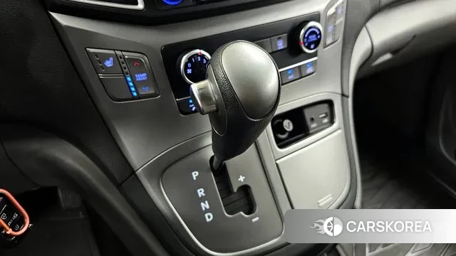 Hyundai The New Grand Starex id 3106661 из Кореи 19