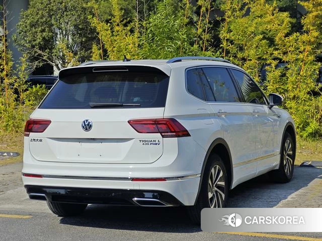 Volkswagen Tiguan L PHEV id 4212999 из Китая 17