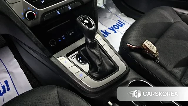 Hyundai Avante AD id 3072076 из Кореи 19