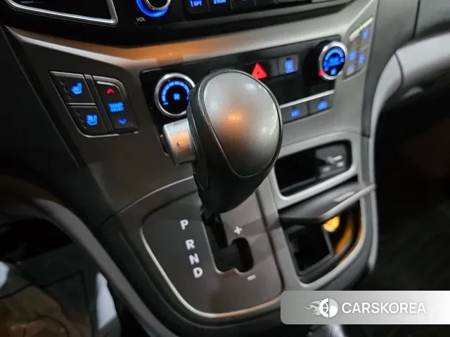 Hyundai The New Grand Starex id 3522607 из Кореи 19