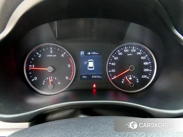 Kia Stonic id 4180642 из Кореи 19