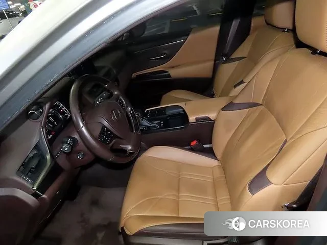 Lexus ES300h 7th generation id 3612142 из Кореи 19