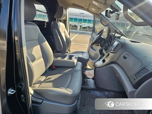 Hyundai The New Grand Starex id 3814543 из Кореи 19