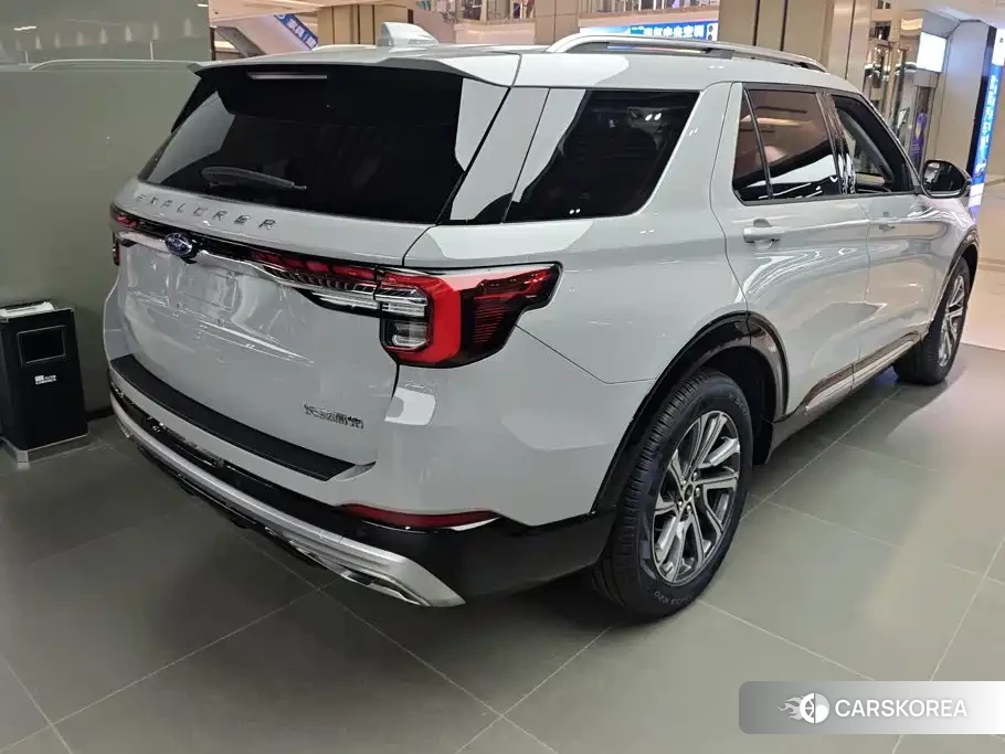 Ford Explorer id 4570567 из Китая 15