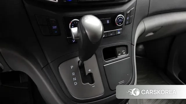 Hyundai The New Grand Starex id 3778145 из Кореи 19