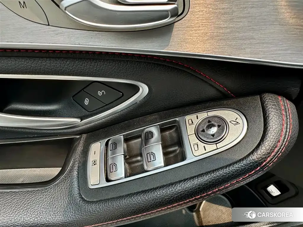 Mercedes-Benz C-class AMG id 4570786 из Китая 31