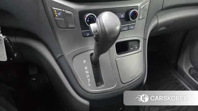 Hyundai The New Grand Starex id 3698897 из Кореи 19