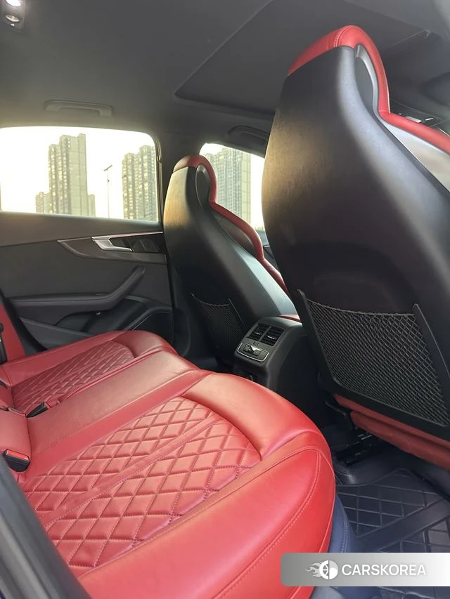 Audi S4 id 4276575 из Китая 17