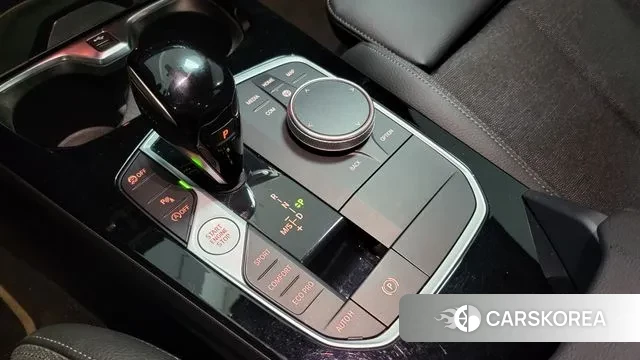 BMW 1 Series (F40) id 3770481 из Кореи 19