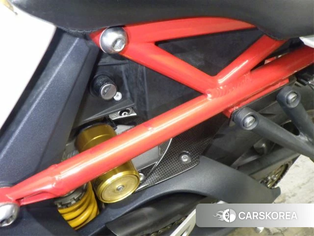 Triumph DAYTONA 675R id 3946628 из Японии 31