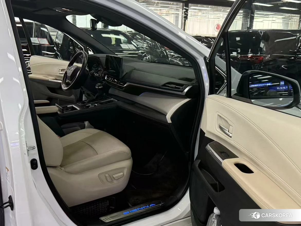 Toyota Saina id 4485491 из Китая 11
