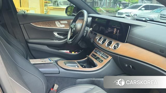 Mercedes-Benz E-Class W213 id 4636062 из Кореи 19