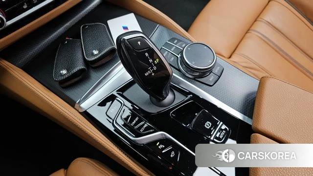 BMW 5 Series (G30) id 3838632 из Кореи 19