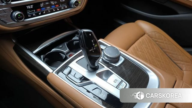 BMW 7 Series (G11) id 4244381 из Кореи 30