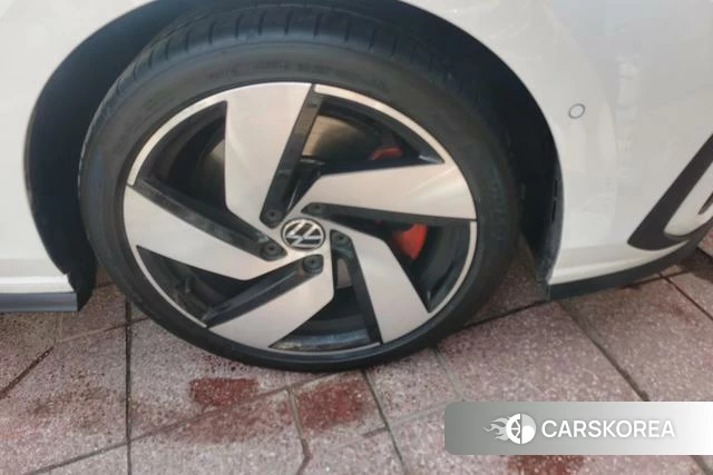 Volkswagen Golf GTI id 3908382 из Китая 15