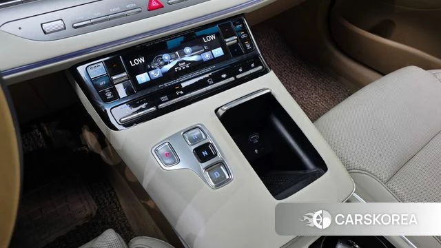 Hyundai The New Grandeur IG id 4225109 из Кореи 35