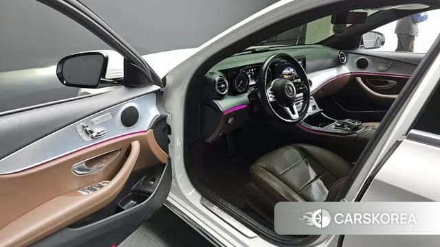 Mercedes-Benz E-Class W213 id 3535815 из Кореи 19