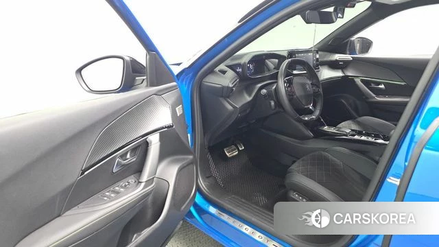 Peugeot e-2008 second generation id 4650077 из Кореи 31