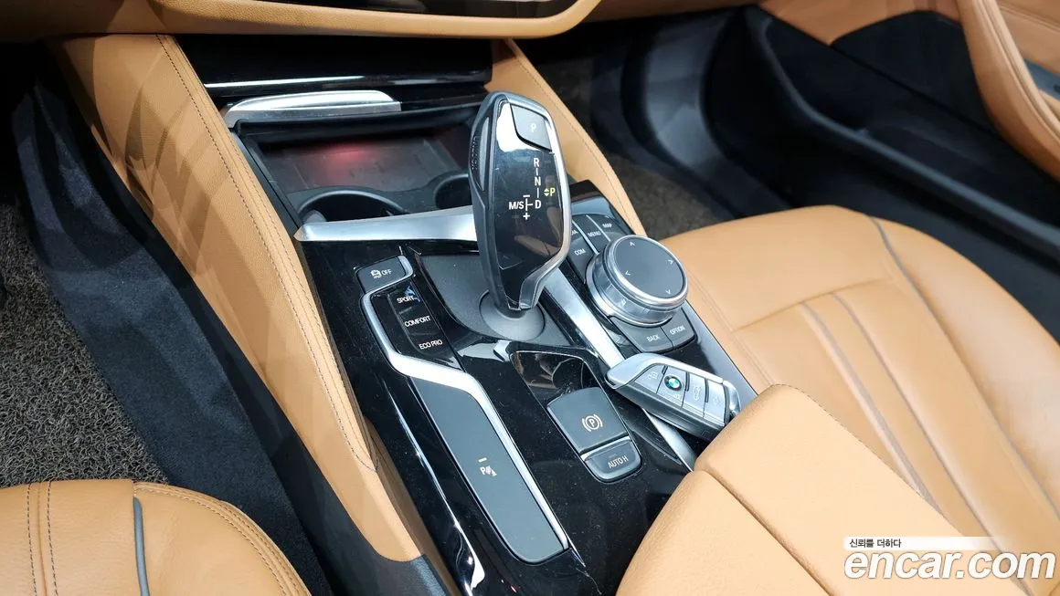 BMW 5 Series (G30) id 1617289 из Кореи 19