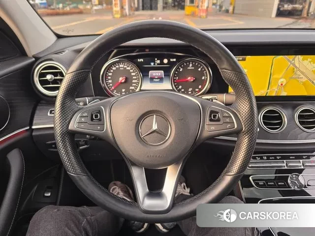 Mercedes-Benz E-Class W213 id 3558162 из Кореи 19