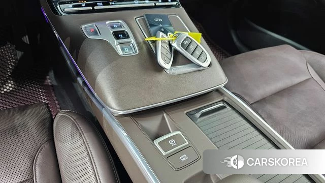 Hyundai The New Grandeur IG id 4424045 из Кореи 34
