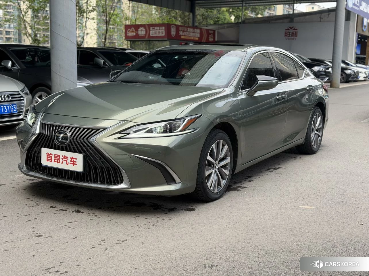 Lexus ES id 4492719 из Китая 9