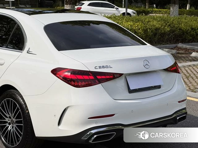 Mercedes-Benz Class C id 4348668 из Китая 17