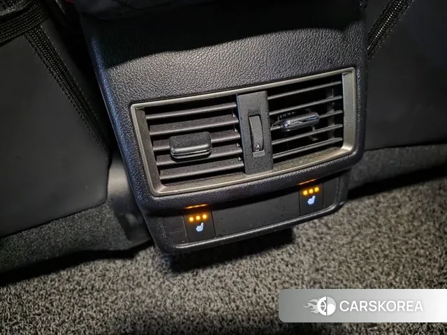 Lexus NX300h id 3636402 из Кореи 17