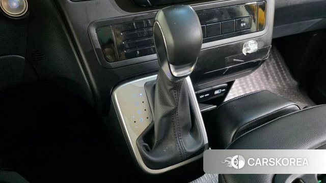 Hyundai Staria id 4329997 из Кореи 19