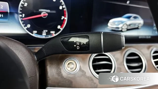 Mercedes-Benz E-Class W213 id 3728823 из Кореи 19