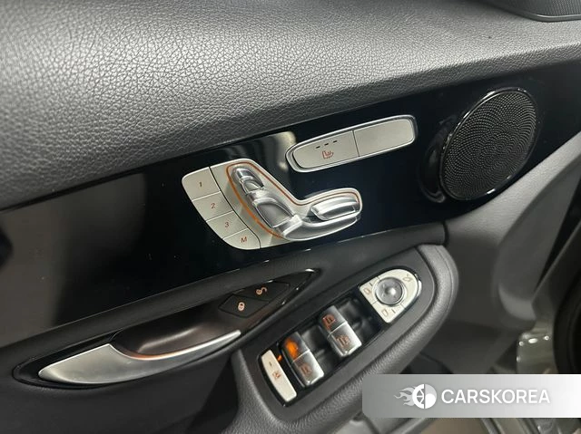 Mercedes-Benz C-Class W205 id 4317801 из Кореи 18