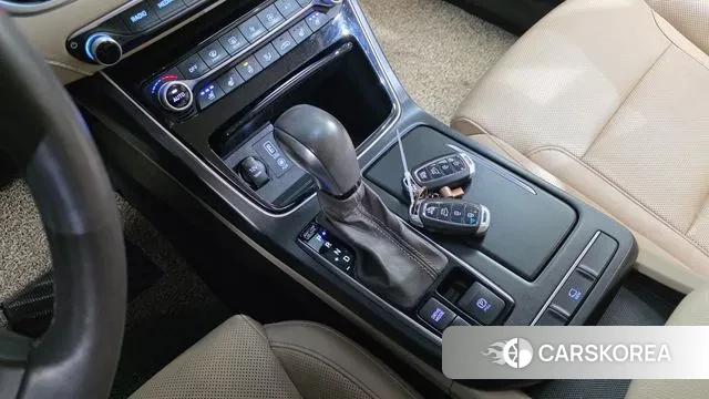 Hyundai Grandeur IG id 3627129 из Кореи 19