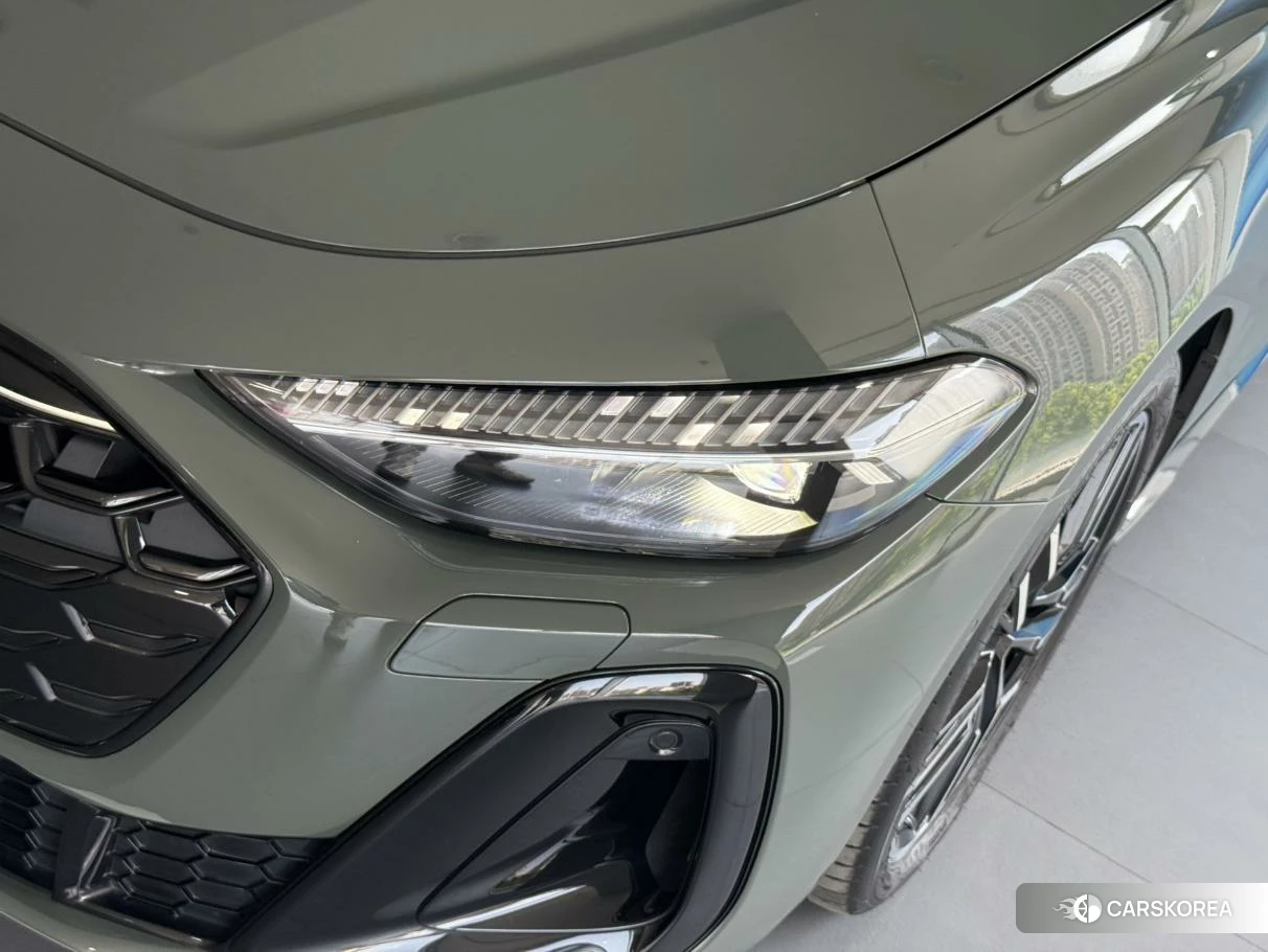 Audi A5L id 4512458 из Китая 26