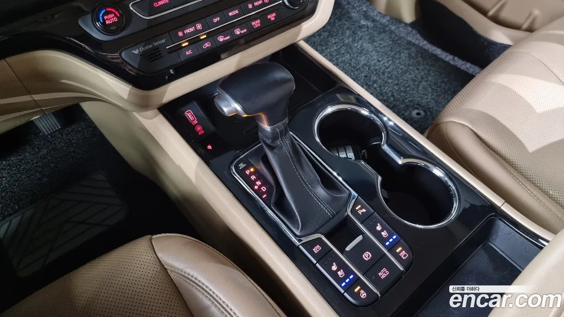 Kia The New Carnival id 2018503 из Кореи 19