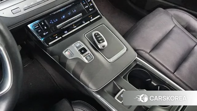 Hyundai The New Grandeur IG Hybrid id 2976383 из Кореи 19