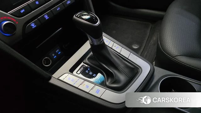 Hyundai Avante AD id 3937301 из Кореи 19