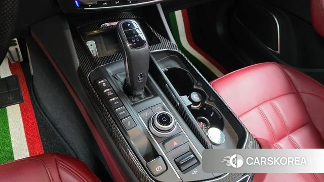 Maserati Levante id 4245276 из Кореи 34