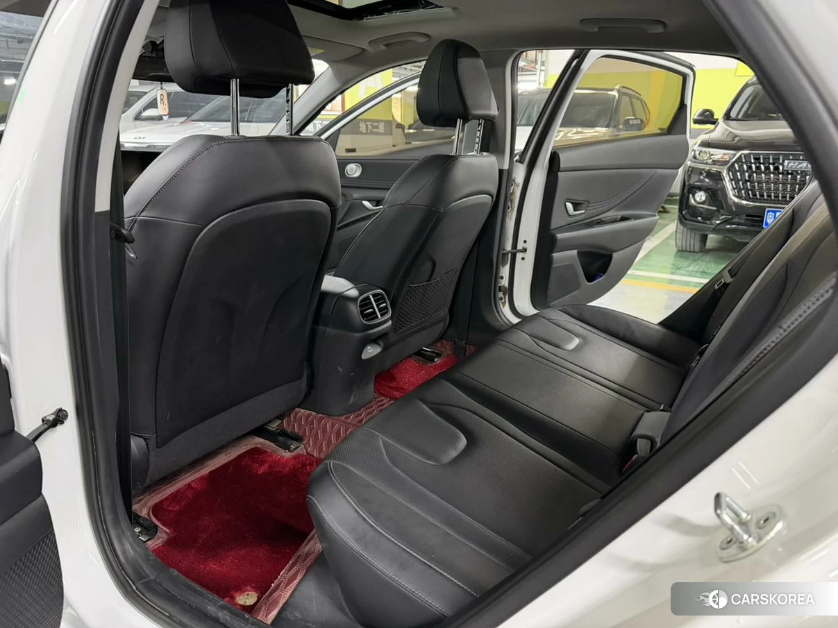 Hyundai Elantra id 4510529 из Китая 14