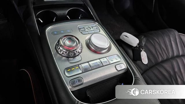 Genesis G90 (RS4) id 3832170 из Кореи 19