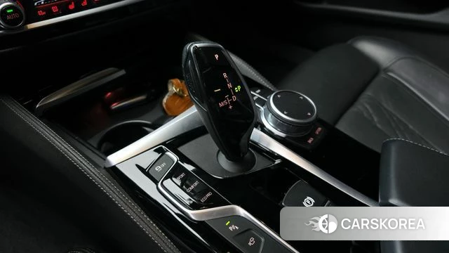 BMW 5 Series (G30) id 3898993 из Кореи 19