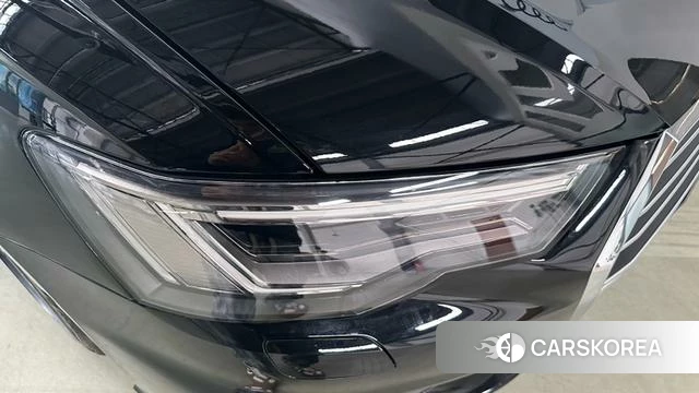 Audi A6L id 4365893 из Китая 17
