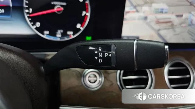 Mercedes-Benz E-Class W213 id 3203113 из Кореи 19