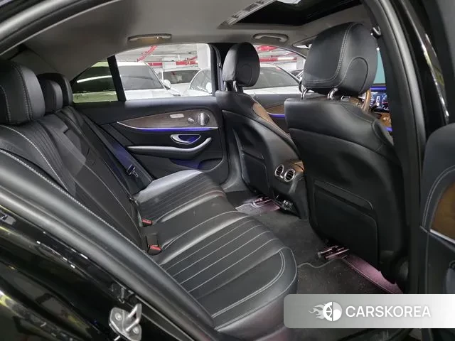 Mercedes-Benz E-Class W213 id 3612849 из Кореи 19