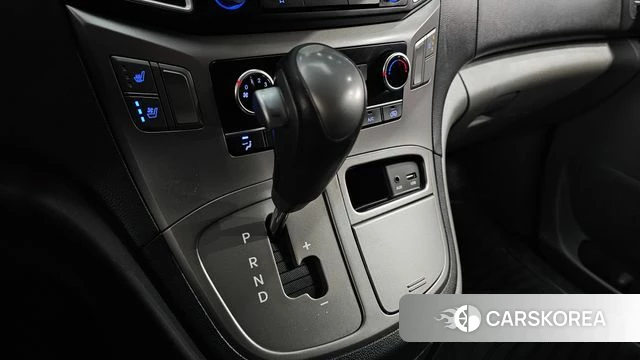 Hyundai The New Grand Starex id 3880294 из Кореи 19